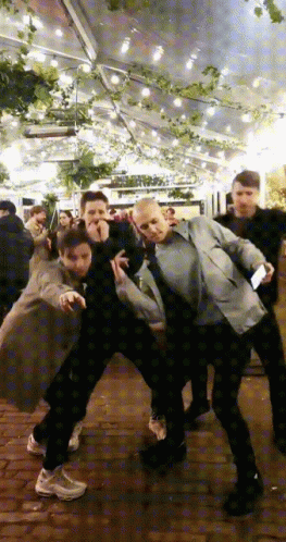 Boomerang Effect Instagram GIF