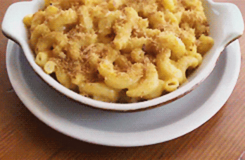 Bowl of Macaroni and Cheese on Plate