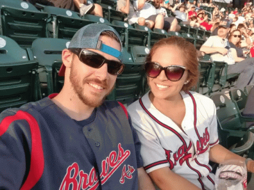 Braves Couple Picture GIF