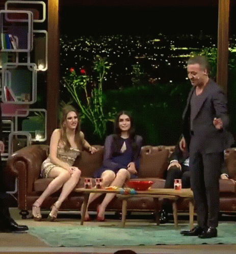 Kerpenten Ali Breakdancing GIF