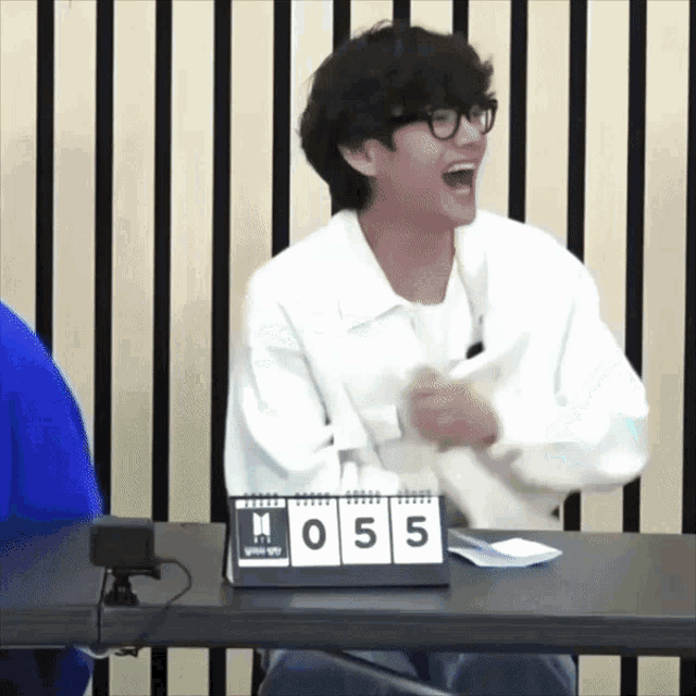 Bts Member V Laughing Hard Lmao GIF