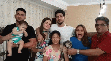 Buenos Dias Familia 374 X 206 Gif GIF