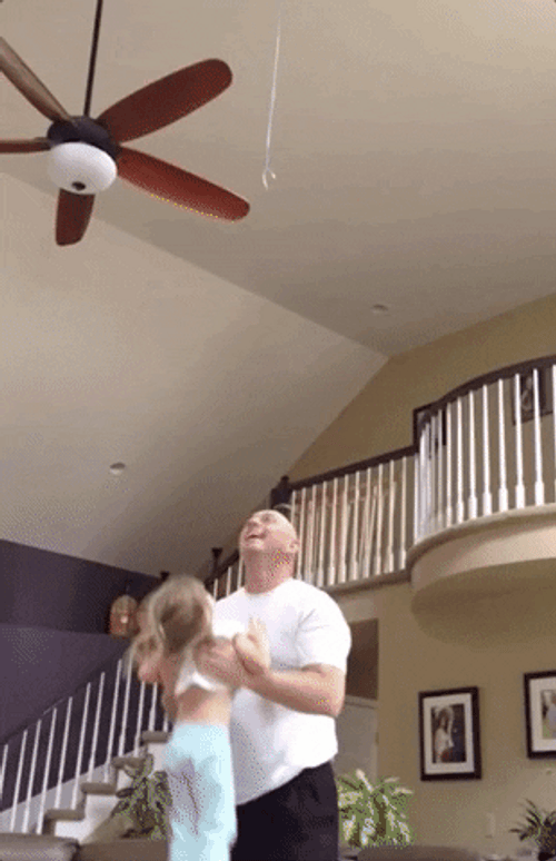 Buenos Dias Papa GIF