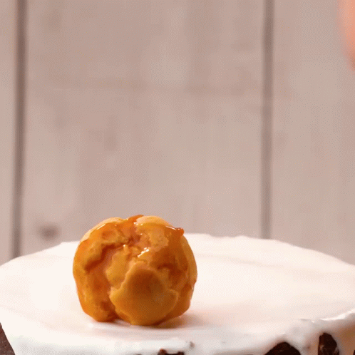 Cake with White Frosting and Caramel Pieces