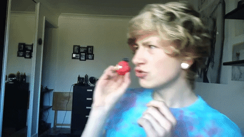 Carl 480 X 270 Gif GIF