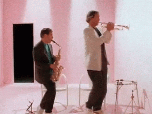 Cat Playing Trumpet ILoveCatGame