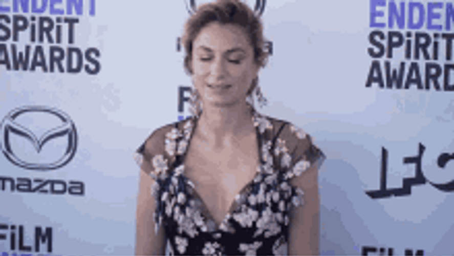 Celebrities Posing For Events GIF