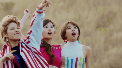 Chaeyoung Sana And Jeongyeon Looking At The Sky GIF
