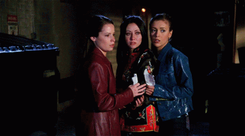 Charmed Alyssa Milano Phoebe Halliwell GIF