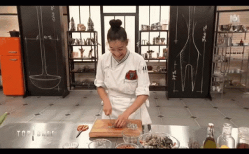 Giggly Justine Parandole Top Chef GIF