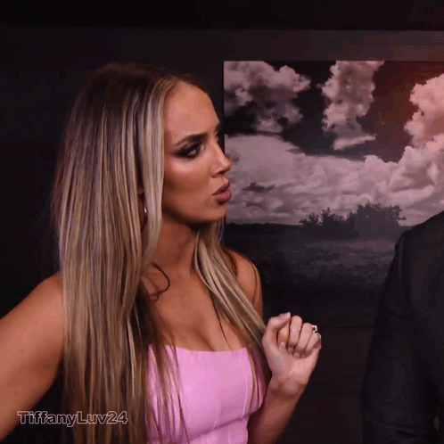 Chelsea Green Finger Counting GIF