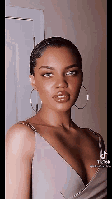China Anne Mcclain Black Beauty Gif GIF