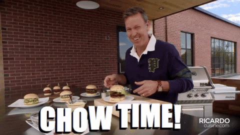 Chow Time Ricardo Larrivée GIF