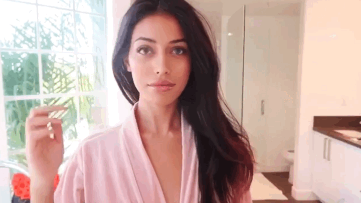 Cindy Kimberly Morning Hair Fix GIF