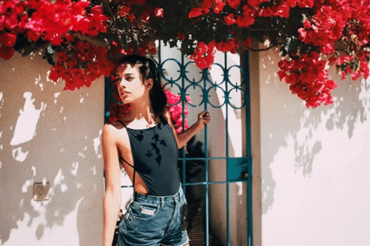 Cinemagraph Woman In Summer GIF
