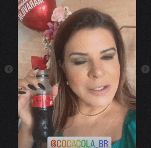 Coca Cola Mara Maravilha GIF
