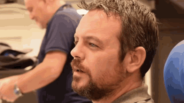 Confusedcom Attention Gif GIF