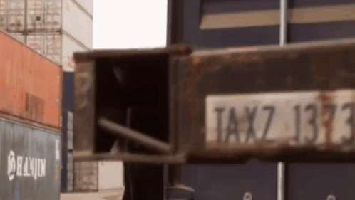 Container With Number Taxz 1333