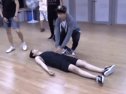 Yoongi Practicing Cpr On Dummy GIF