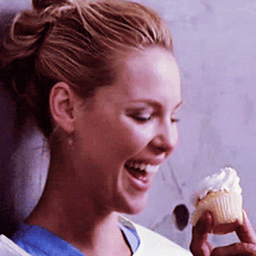 Cupcake Katherine Heigl GIF