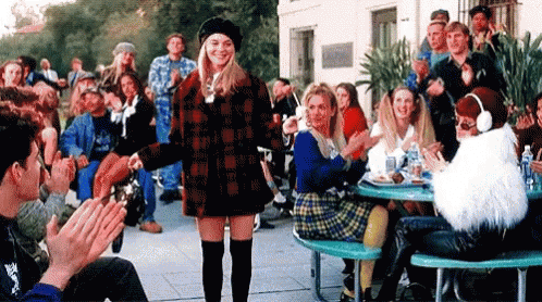Curtsy Alicia Silverstone Clueless GIF