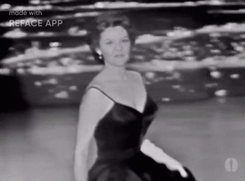 Curtsy Susan Hayward Awards Night GIF