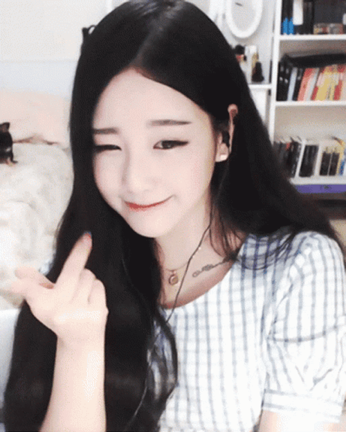 Cute Girl GIFs GIFDB
