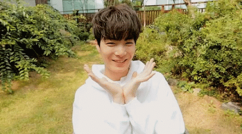 Cute Korean Guy Kim Jong Hyeon GIF