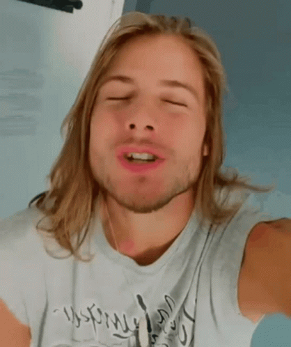 Daniel Bbb GIF