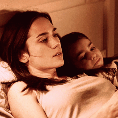 Dark Water Jennifer Connelly And Ceci GIF