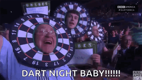 Dart Board With Green Circle and Red Center