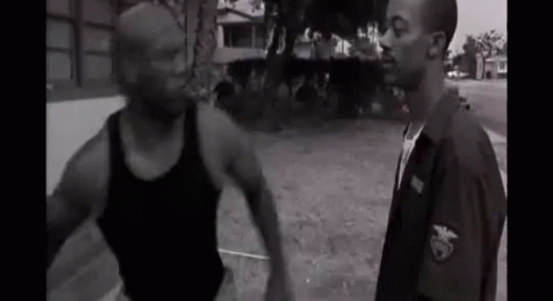 deebo-498-x-271-gif-kzk1pj8brby17tsg.gif