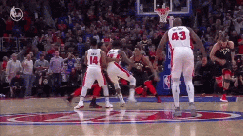 Demar Derozan Dunk GIF