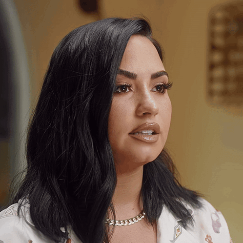 Demi Lovato Shake Her Head GIF