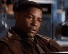 Denzel Washington 220 X 176 Gif GIF