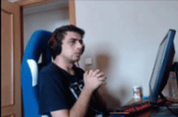 Discord Crash Frustrated Gamer Destroying Computer  GIF