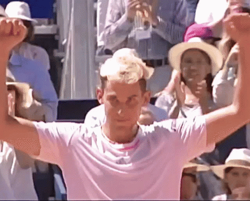 Dominic Thiem Waving And Clapping GIF