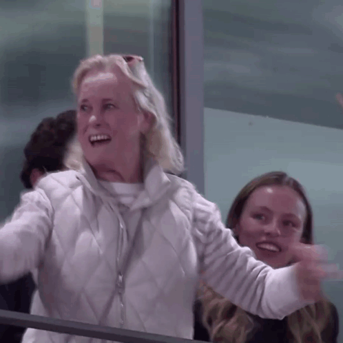 Drunk Meme White Woman Dancing GIF