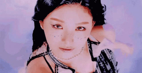 Yiren Dun Dun Dun GIF