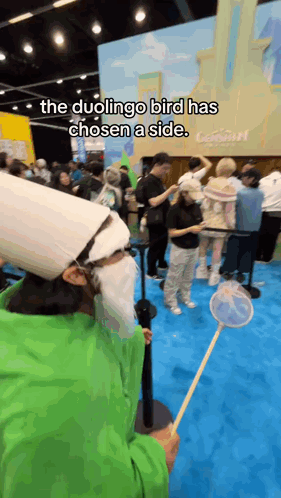 Duolingo Bird Chosen Side GIF
