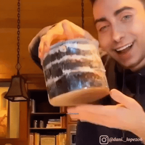 Eating Cake 498 X 498 Gif GIF