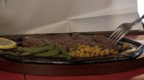 Eating Out Kiva Yuri Enjoying Food GIF