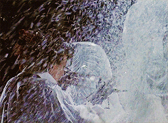 Edward Scissorhands Scuplting Ice GIF