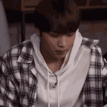 Eerie Korean Guy Looking Around GIF