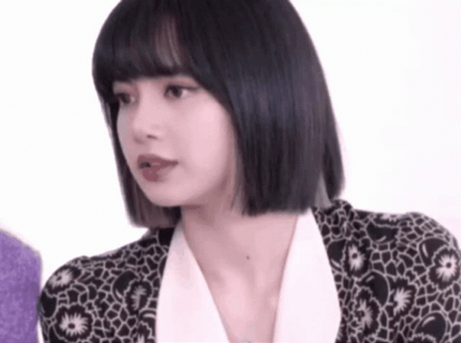 Eh Lisa Goofy Face Black Pink  GIF