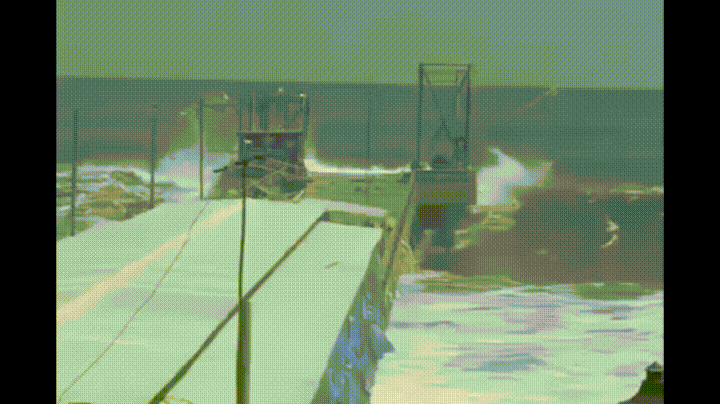 El Salvador Tsunami GIF