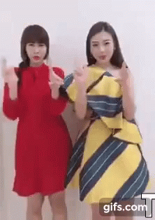 Elaine Dance 222 X 316 Gif GIF
