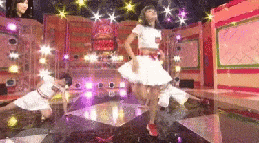 Elaine Dance Yui Yokoyama GIF