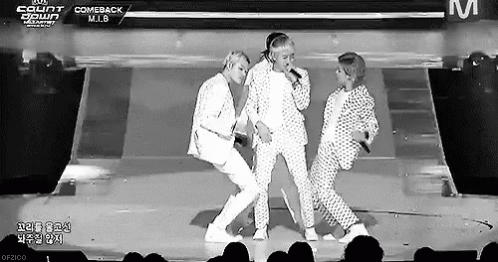 Elaine Dance Fat Boy Slim GIF