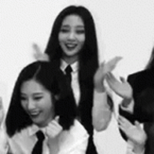 Elaine Dance Female Group GIF